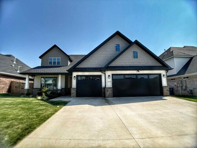 property at 2205 SW 18th St