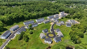 The Grand Ryefield in Bloomfield, CT - Building Photo