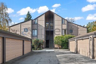 2000 Rock St in Mountain View, CA - Building Photo