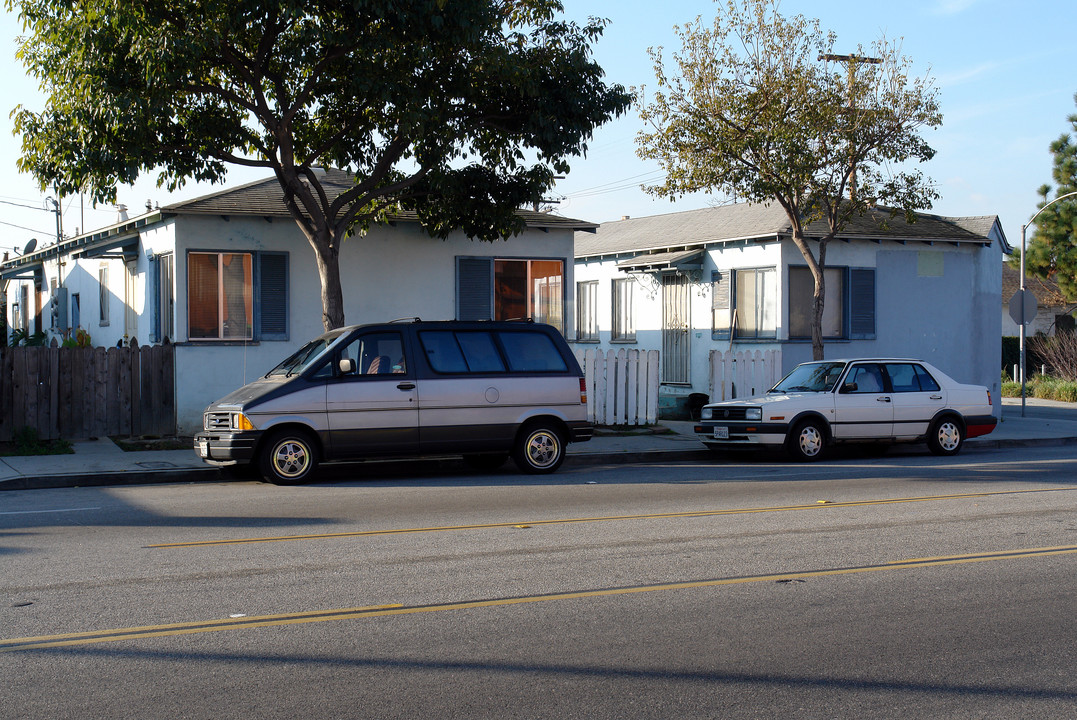 118 W Arbor Vitae St in Inglewood, CA - Foto de edificio