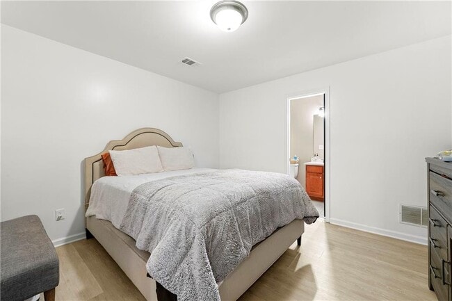 1501 Glenivy in Marietta, GA - Building Photo - Building Photo