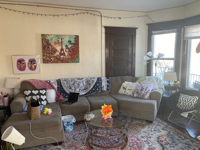 property at 2935 N Maryland Ave