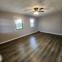 8623 N 29th St, Unit #3