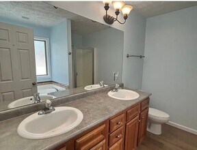 4031 Somerset Ct in Auburn, AL - Building Photo - Building Photo