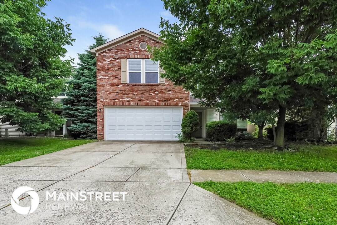 1849 Southernwood Ln in Indianapolis, IN - Building Photo