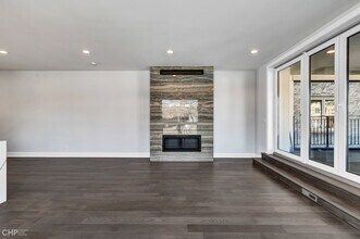 1328 W Hubbard St in Chicago, IL - Building Photo - Building Photo