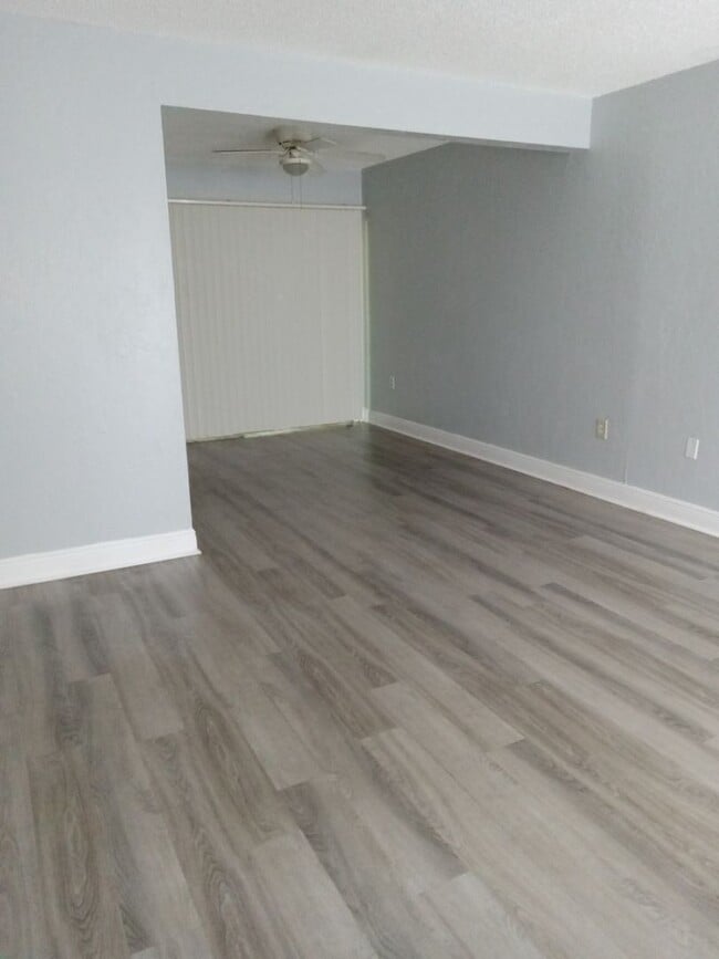property at 2811-P2811 SW Archer Rd