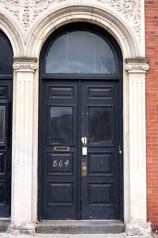 property at 864 Huntington Ave