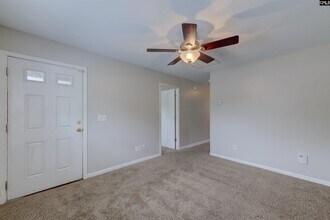 628 Candytuft Ln in Columbia, SC - Building Photo - Building Photo