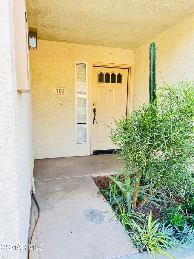 property at 5798 Oak Bank Trail
