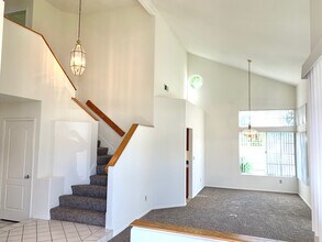 621 Crescent Dr in Chula Vista, CA - Building Photo - Building Photo