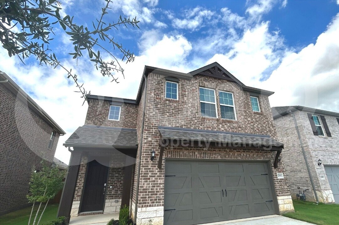 244 Kistler Dr in Little Elm, TX - Foto de edificio