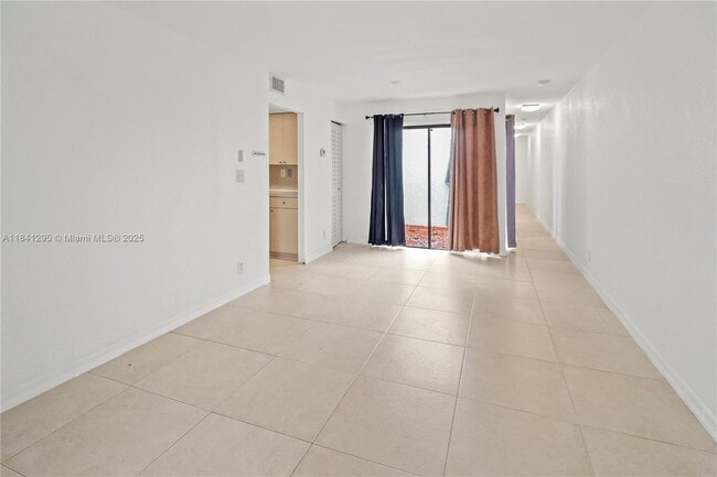 2213 NW 55th Terrace in Lauderhill, FL - Building Photo - Building Photo