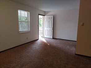 3120 Themis St in Cape Girardeau, MO - Building Photo - Building Photo