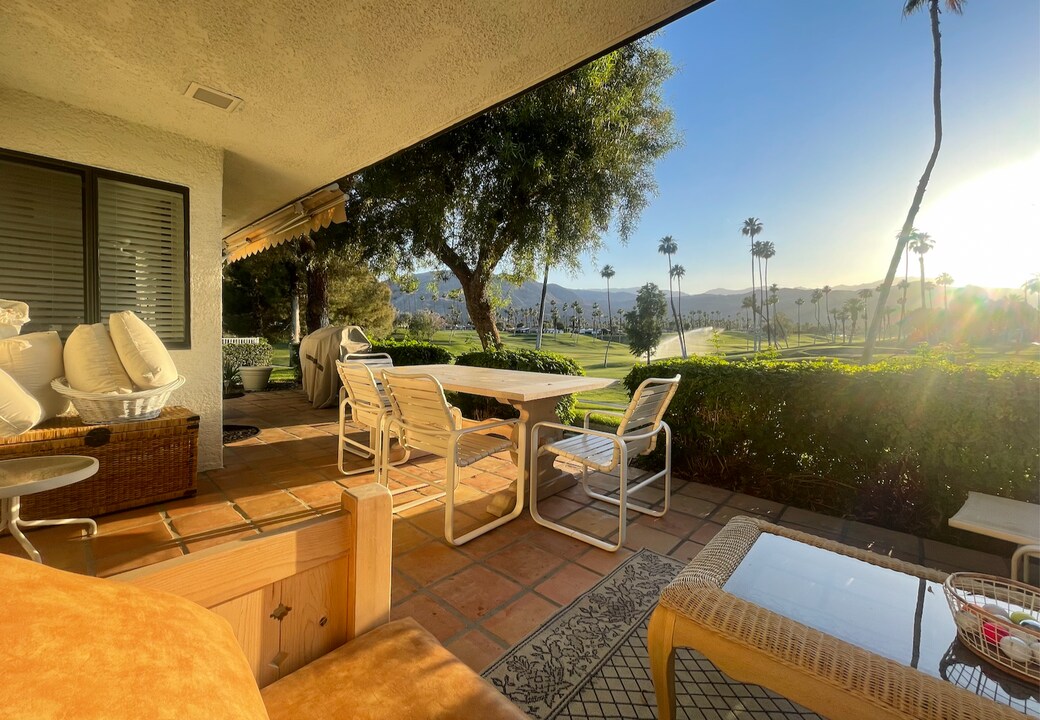 47 Juan Carlos Dr in Rancho Mirage, CA - Building Photo