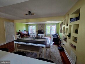 4453 Edan Mae Ct in Annandale, VA - Building Photo - Building Photo