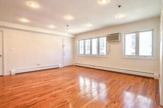 632 Adams St in Hoboken, NJ - Building Photo - Building Photo