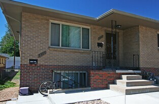 2381-2387 S Race St in Denver, CO - Building Photo