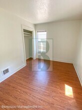 2217 Lee St SE in Salem, OR - Building Photo - Building Photo