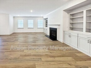 312 Fraley Dr in Woodstock, GA - Building Photo - Building Photo