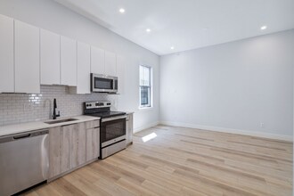 3439 Lancaster Ave, Unit 26 in Philadelphia, PA - Building Photo - Building Photo