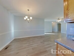 1605 Mary Ct in Columbia, TN - Building Photo - Building Photo