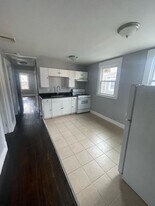 24 Harding Pl in New Haven, CT - Building Photo