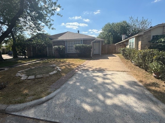 property at 11005 Tridens Ct