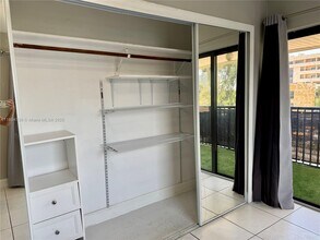 4271 NW 11th St in Miami, FL - Building Photo - Building Photo