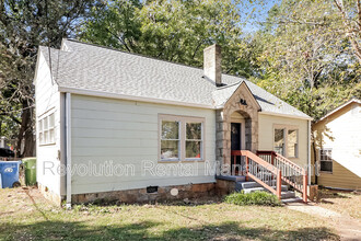 371 Haas Ave SE in Atlanta, GA - Building Photo - Building Photo