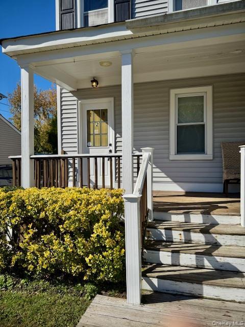 53 Bayside Ave in Oyster Bay, NY - Building Photo - Building Photo