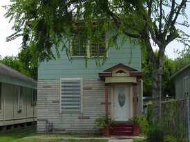 3115 Avenue Q in Galveston, TX - Building Photo