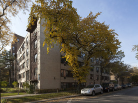 5750 N Kenmore Apartments