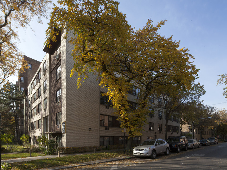 5750 N Kenmore in Chicago, IL - Foto de edificio