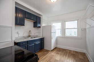 3250 Berkshire Rd in Cleveland Heights, OH - Building Photo - Building Photo