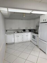 1043 Newcastle A in Boca Raton, FL - Building Photo - Building Photo