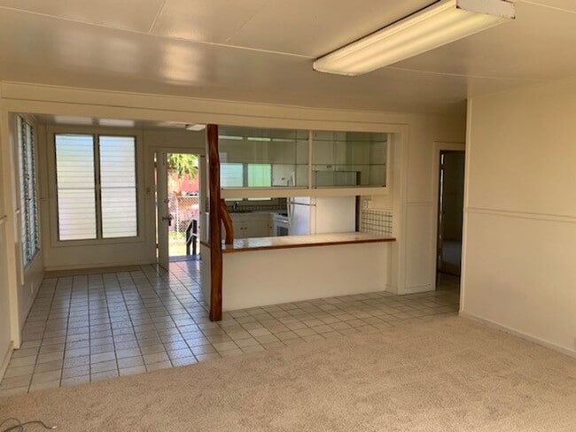 87-622 Farrington Hwy in Waianae, HI - Building Photo - Building Photo