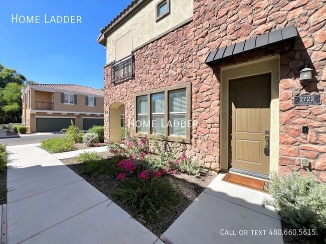 property at 2722 S Cavalier Dr