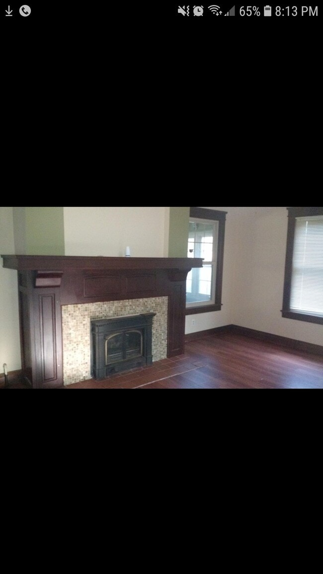 1202 W Park Ave in Champaign, IL - Foto de edificio - Building Photo