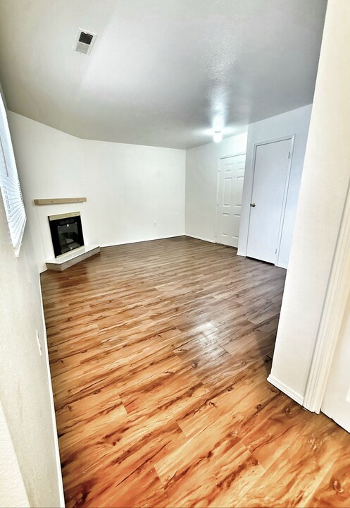 1706 S Eagleson Rd in Boise, ID - Building Photo