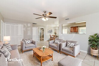 1404 SE 30th St in Cape Coral, FL - Building Photo - Building Photo