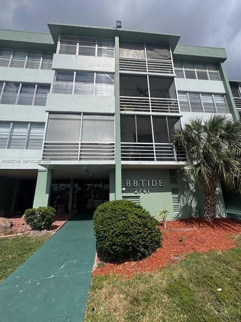 2761 Taft St in Hollywood, FL - Building Photo - Building Photo