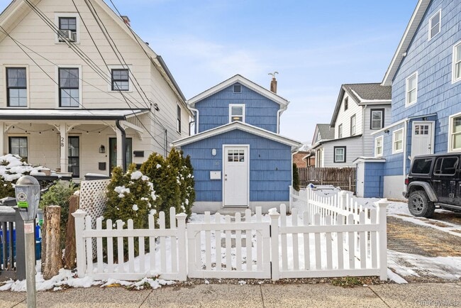 property at 30 Bridge St