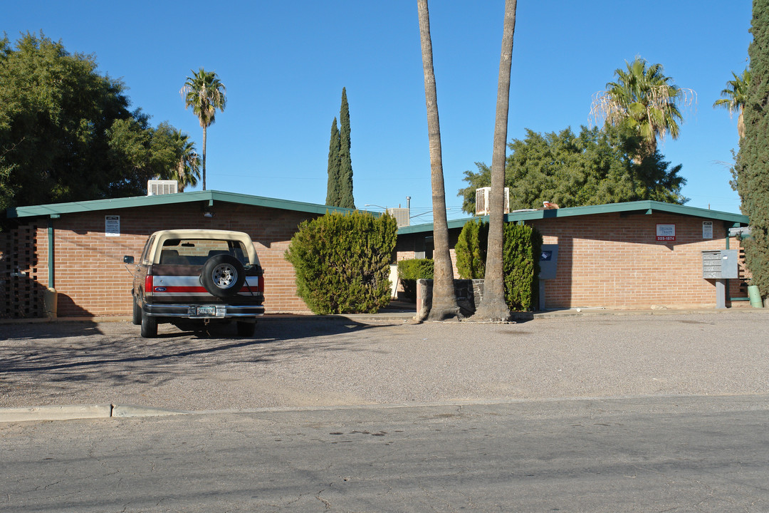 1710 S Jefferson Ave in Tucson, AZ - Building Photo