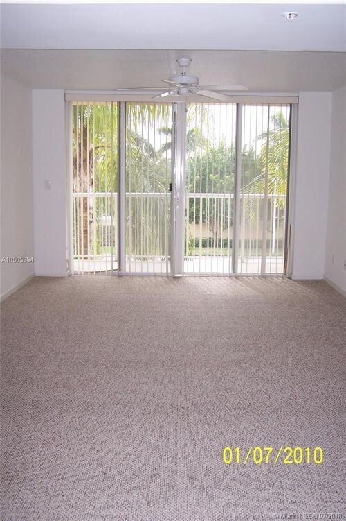 509 E Sheridan St-Unit -2F in Dania Beach, FL - Building Photo - Building Photo