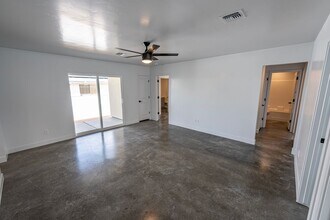 3606 N Wells St in Kingman, AZ - Building Photo - Building Photo