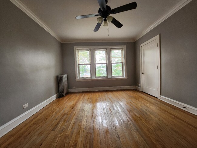 2909 W 56th St in Chicago, IL - Building Photo - Building Photo