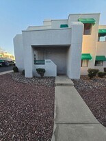 Beautiful 2 bedroom, 2 bath Condo available in Tucson, AZ - Building Photo