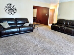 2307 W Bullock Ave in Artesia, NM - Building Photo - Building Photo