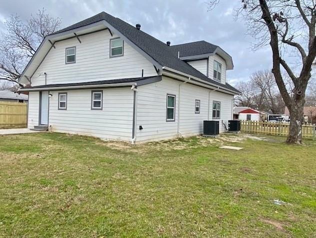 3631 Bourland St in Greenville, TX - Building Photo - Building Photo